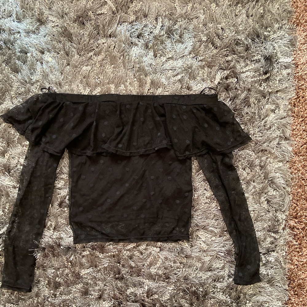 H&M Black off shoulder crop top